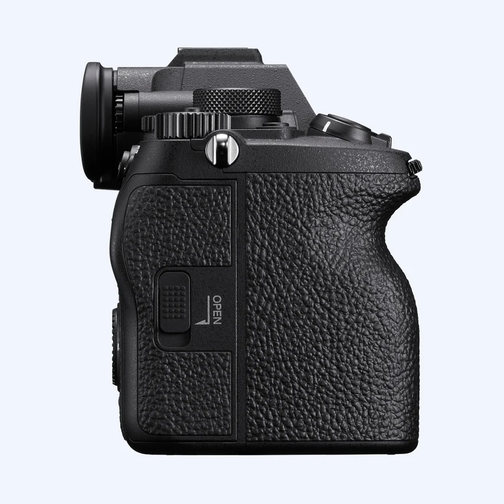 Sony Alpha A7 IV Mirrorless Digital Camera - Image 4